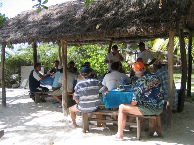 17.  Lunch at the Isle of Pines Lobster Restaurant © Charter World http://www.charterworld.com.au